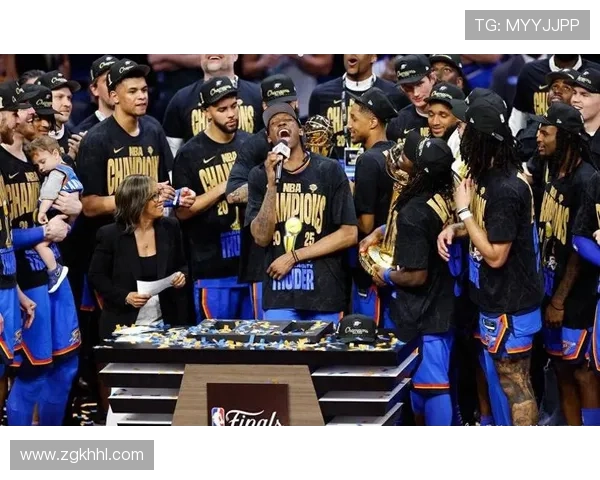 NBA季后赛揭幕战:勇士主场惊险击败火箭,系列赛拉开帷幕