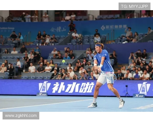 全球网球盛事回顾:各大赛事亮点与明星球员表现分析 全球网球盛事回顾:各大赛事亮点与明星球员表现分析