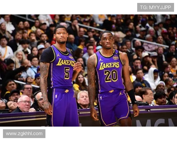 浓眉复出火力全开 湖人逆转战胜勇士迎来两连胜