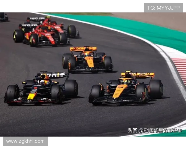 F1赛季精彩再续 红牛车队强势崛起 法拉利与梅赛德斯展开激烈竞争 F1赛季精彩再续 红牛车队强势崛起 法拉利与梅赛德斯展开激烈竞争